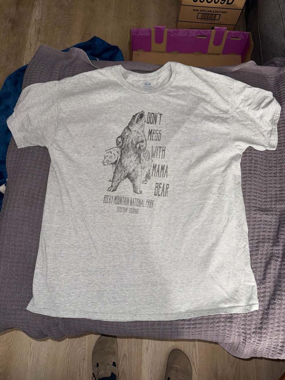 Don't Mess With Mama Bear Rocky Mountain National Park Gray T-Shirt XL